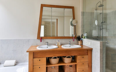 Renovating a Bathroom for Seniors (5 Pro Tips)